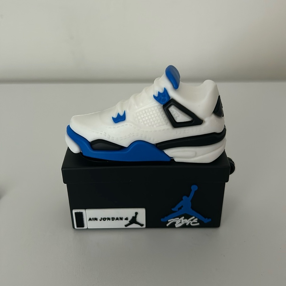 Air Jordan Razor Blue Apple AirPod Pro Case